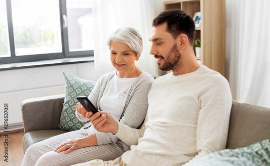 How the BigPurplePhone Helped Ben and Cathy Stay Connected: A Perfect Seniors Phone